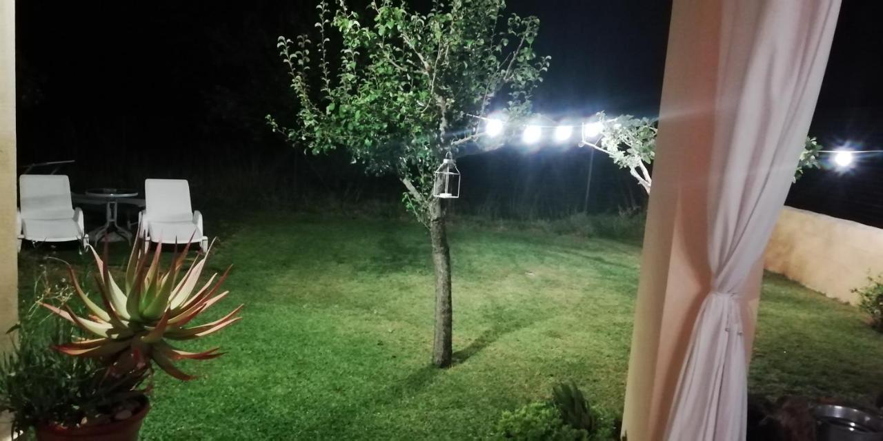 Villetta Dote Казарано Екстериор снимка