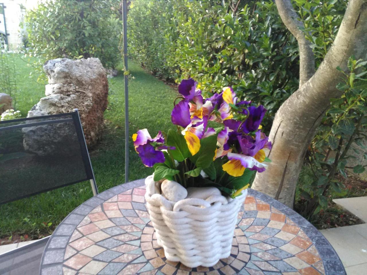 Villetta Dote Казарано Екстериор снимка